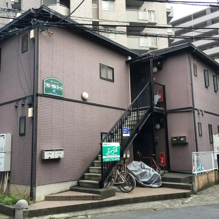 フローラルコート 外観