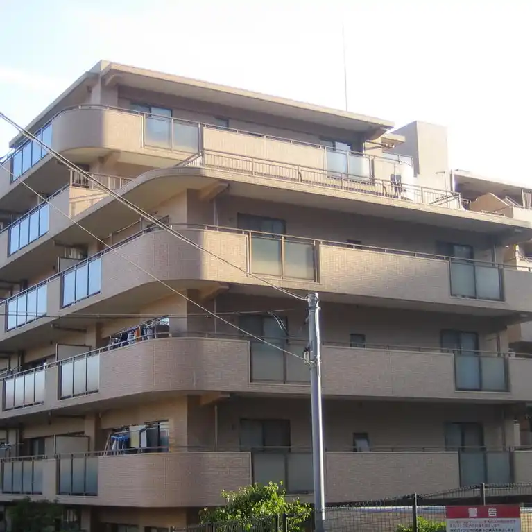 クリオ湘南田浦 弐番館