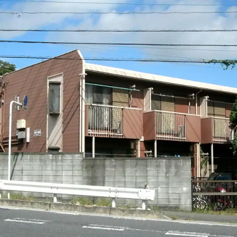 ベルゾーネ新坂 外観