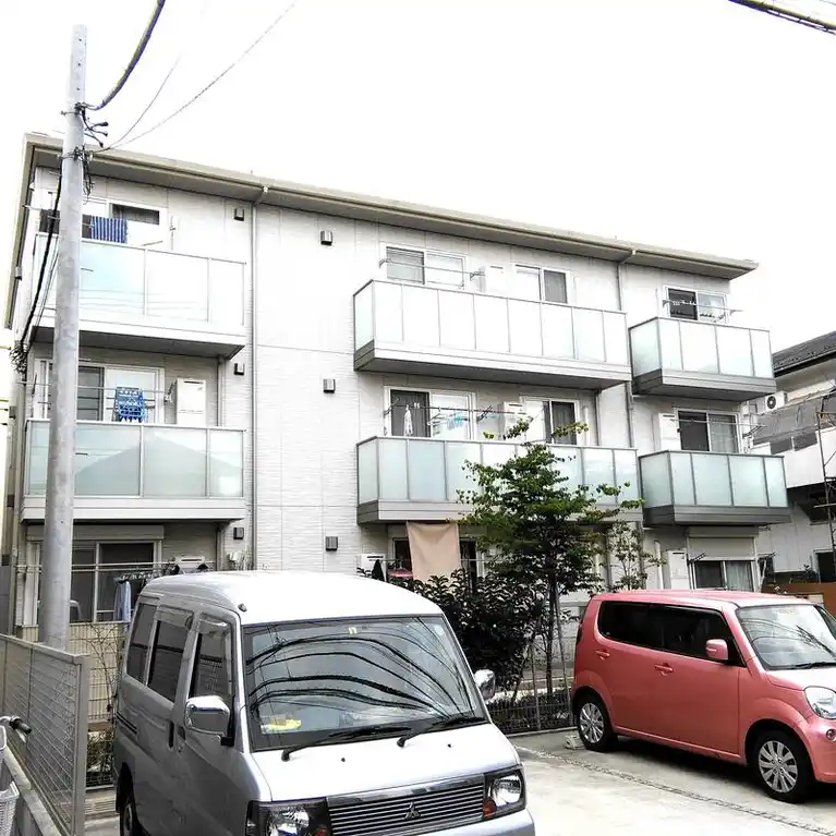 PLATZ 外観