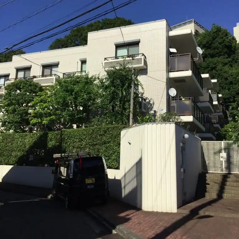 フローラ大岡山