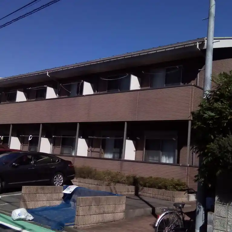 アンプルールクラージュホリウチ 外観