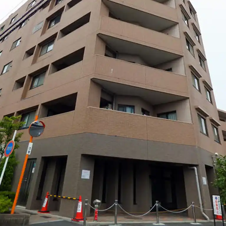 セザール高砂ガーデン