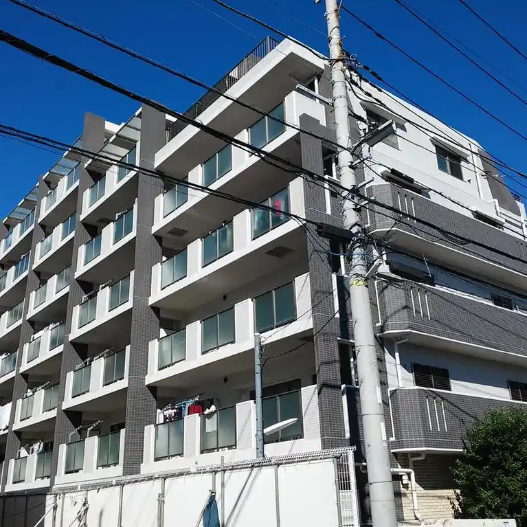 リステージ綱島ラグシス 外観