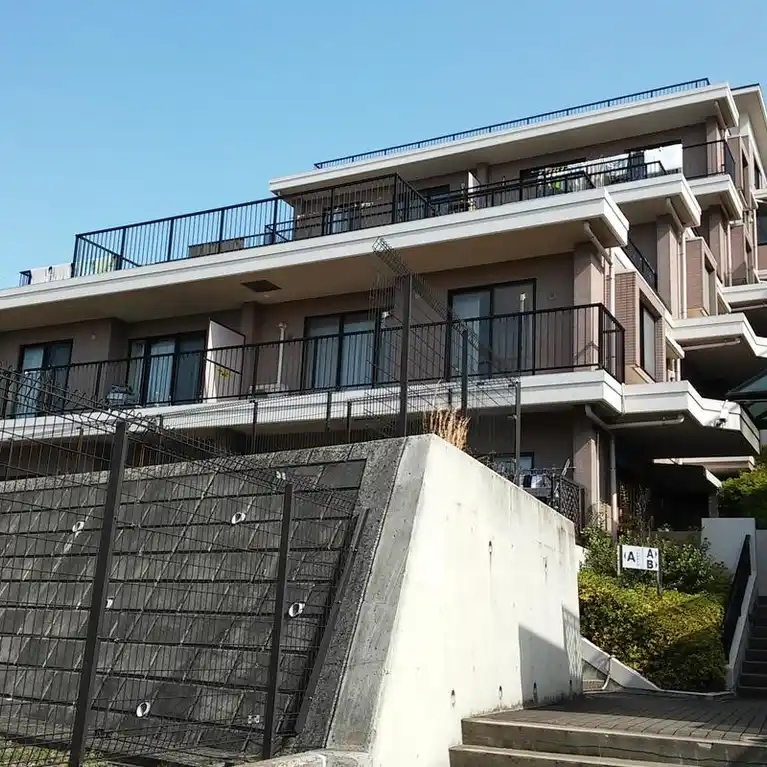 ライフヒルズ北山田A棟