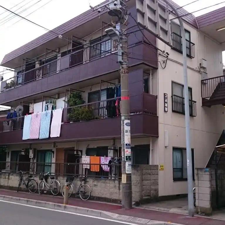 コーポ平岩