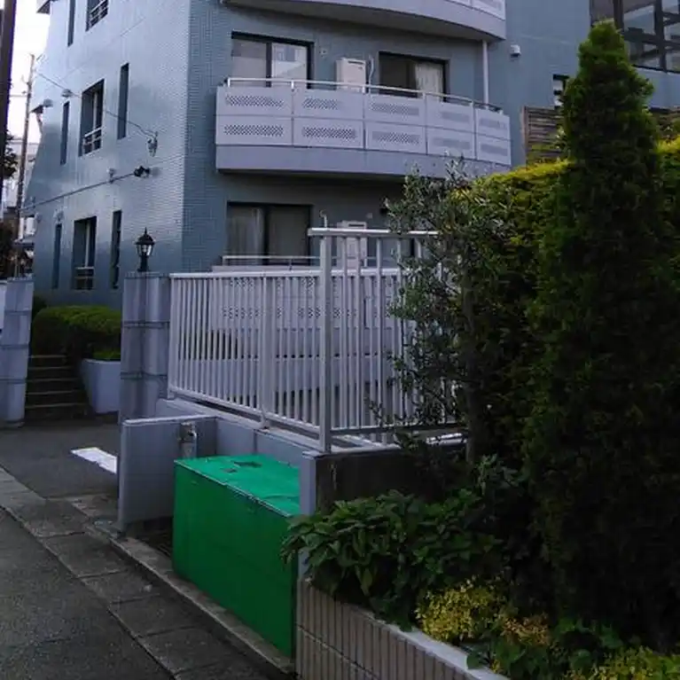 サニークレスト百合ヶ丘 外観