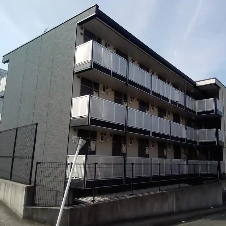レオパレス片倉大丸 外観