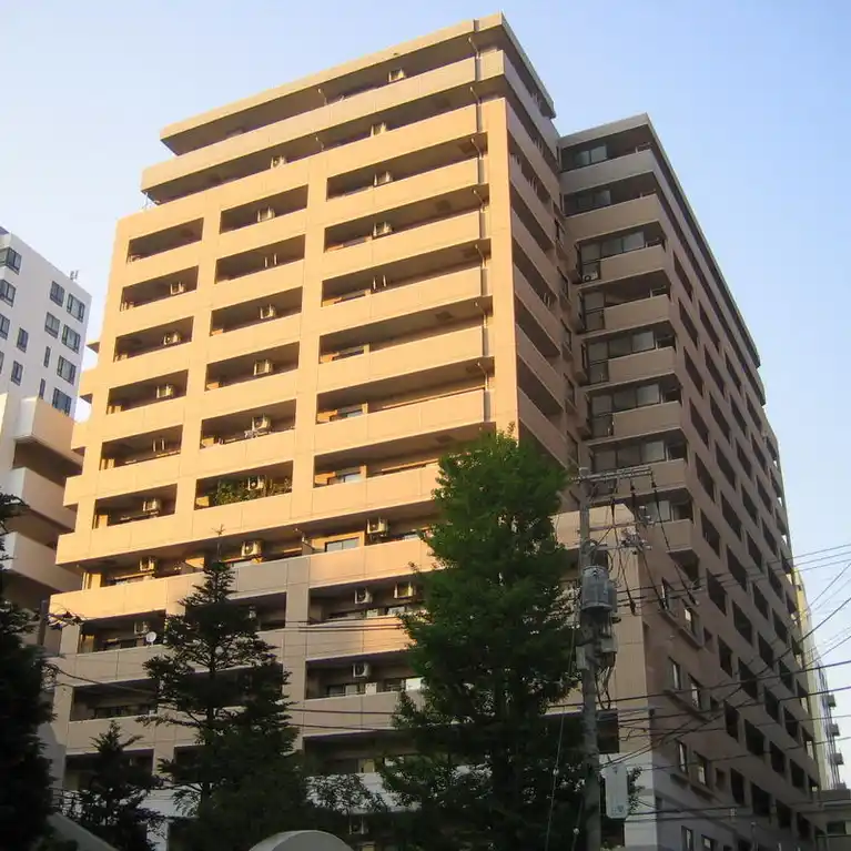 ライオンズステージ山下公園 外観