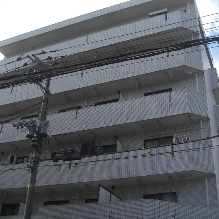 ルミエール蒔田 外観