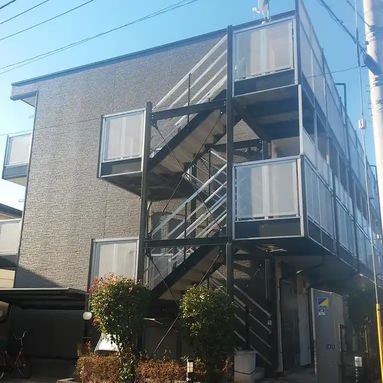 レオパレスベイサイドコート横浜 外観