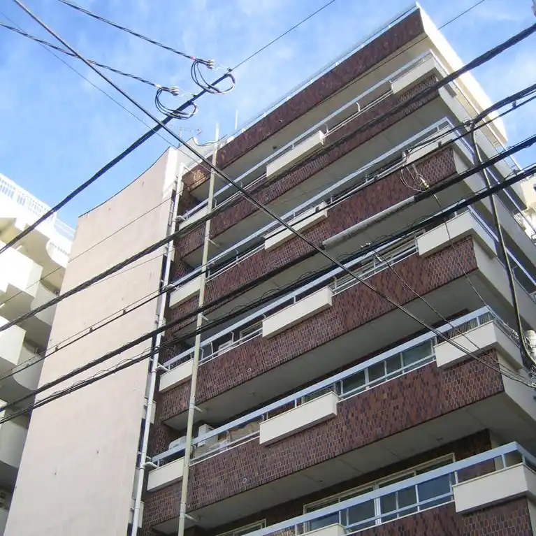 サンローズ原宿 外観