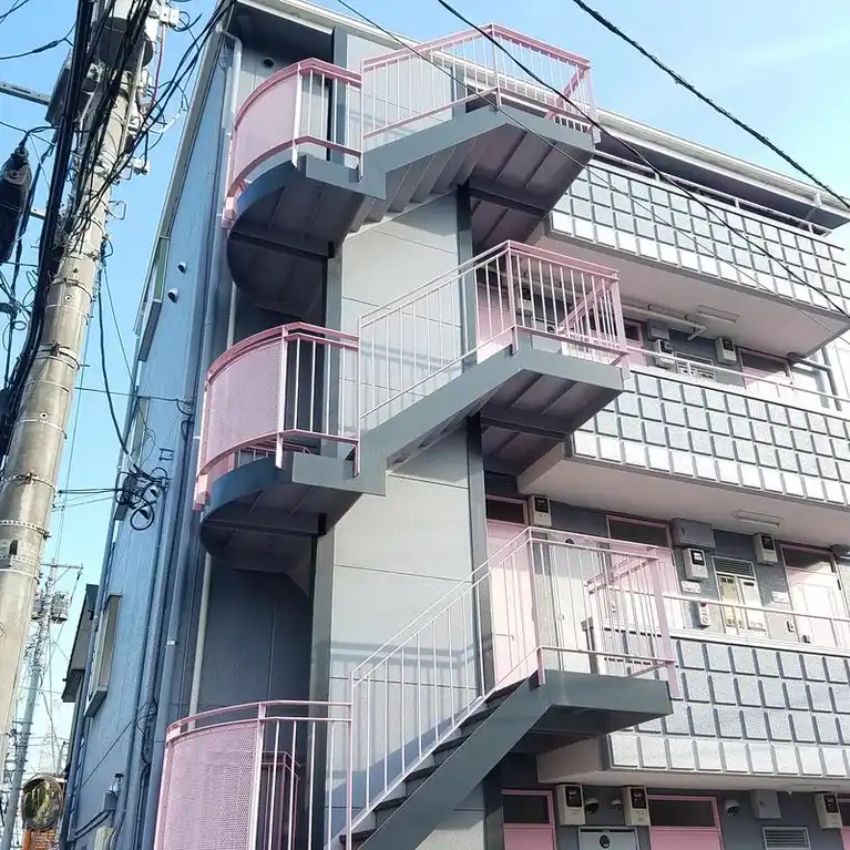 サーティースリー 外観