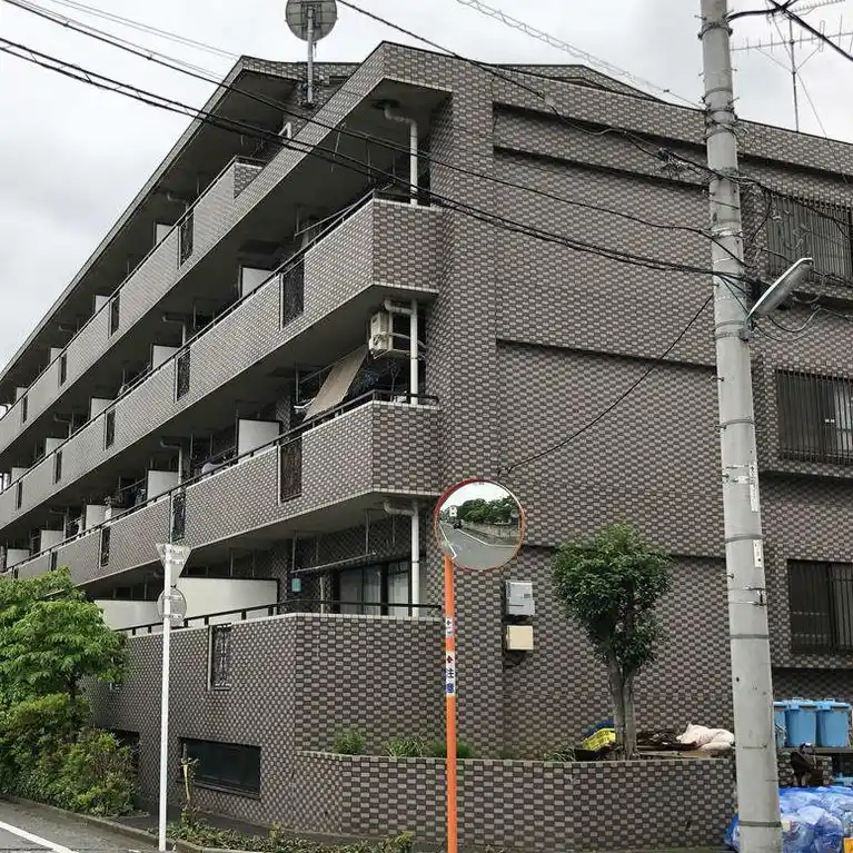 クリスタル23 外観