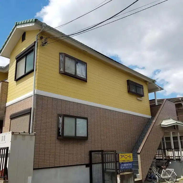 アベニール 外観