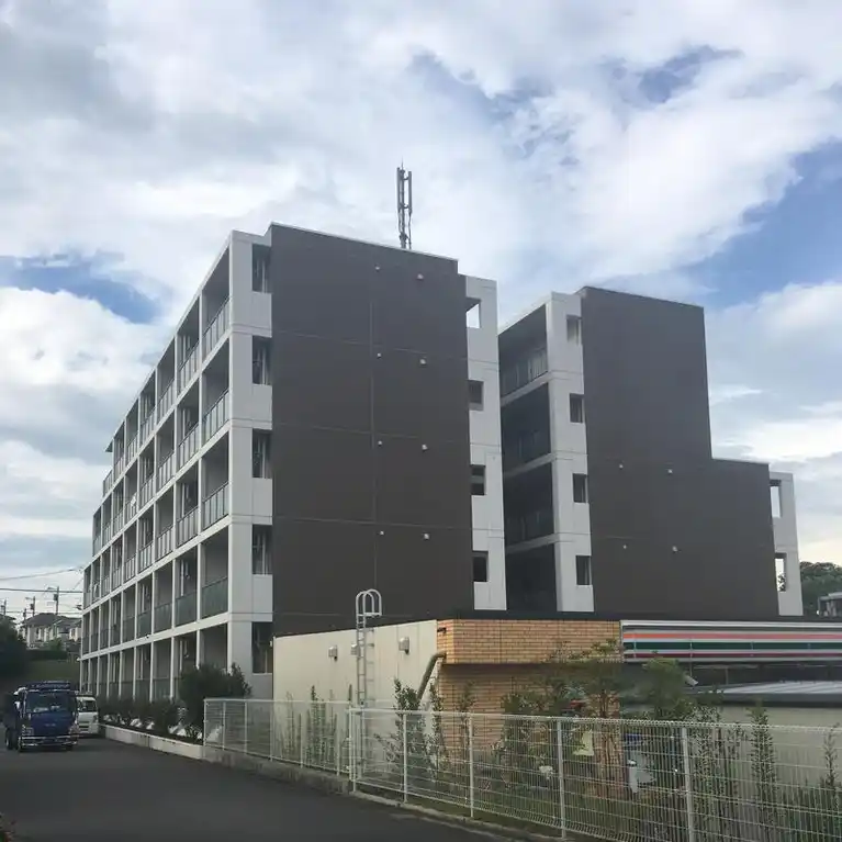 ライジングプレイス八王子みなみ野