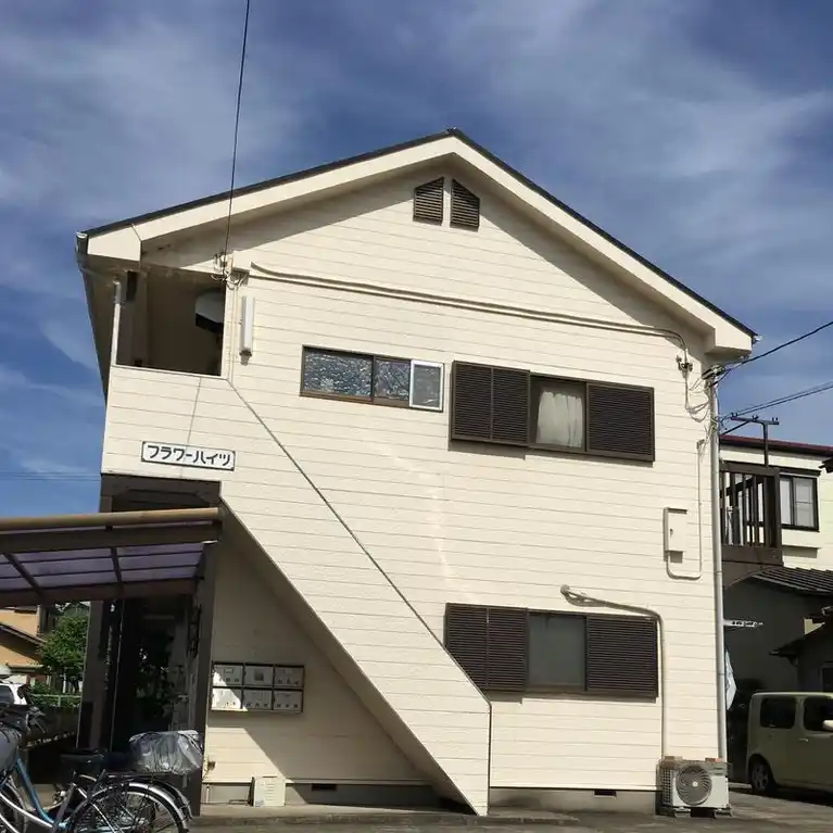 フラワーハイツ 外観