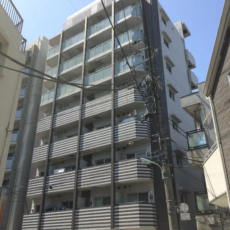 プレール・ドゥーク板橋本町