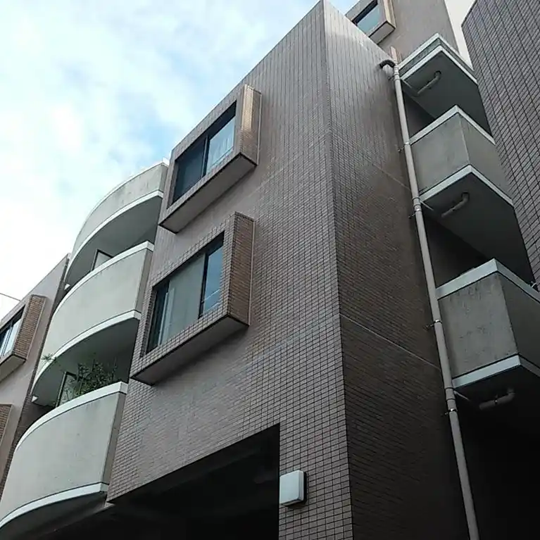 サンヴィレッジ大倉山B号館 外観