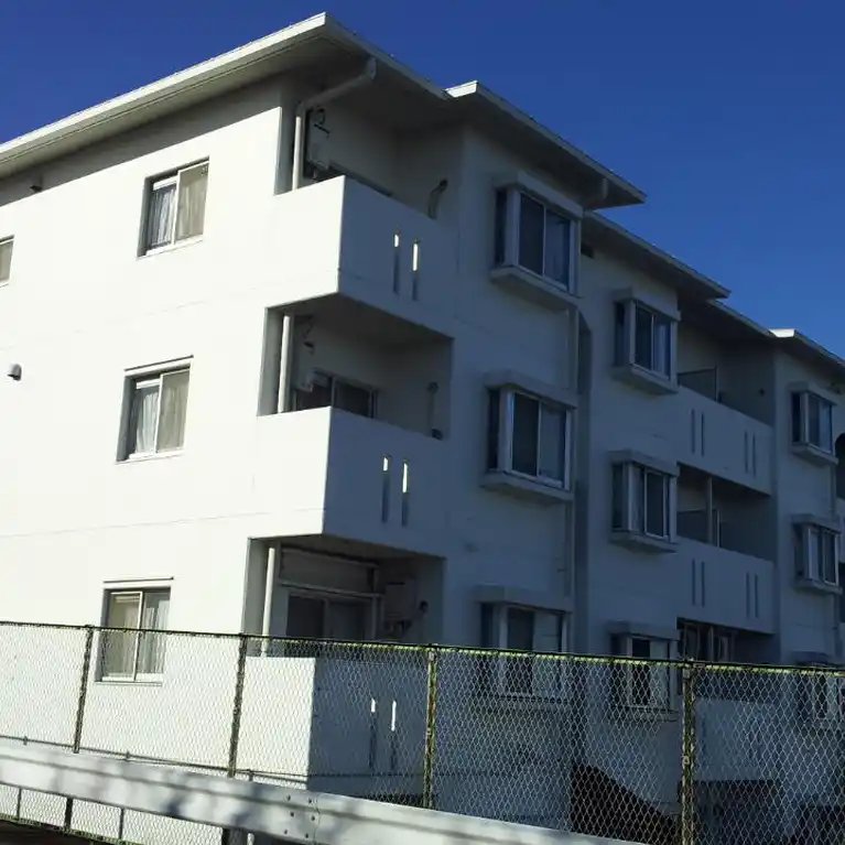 ライオンズマンション中山ガーデンC棟
