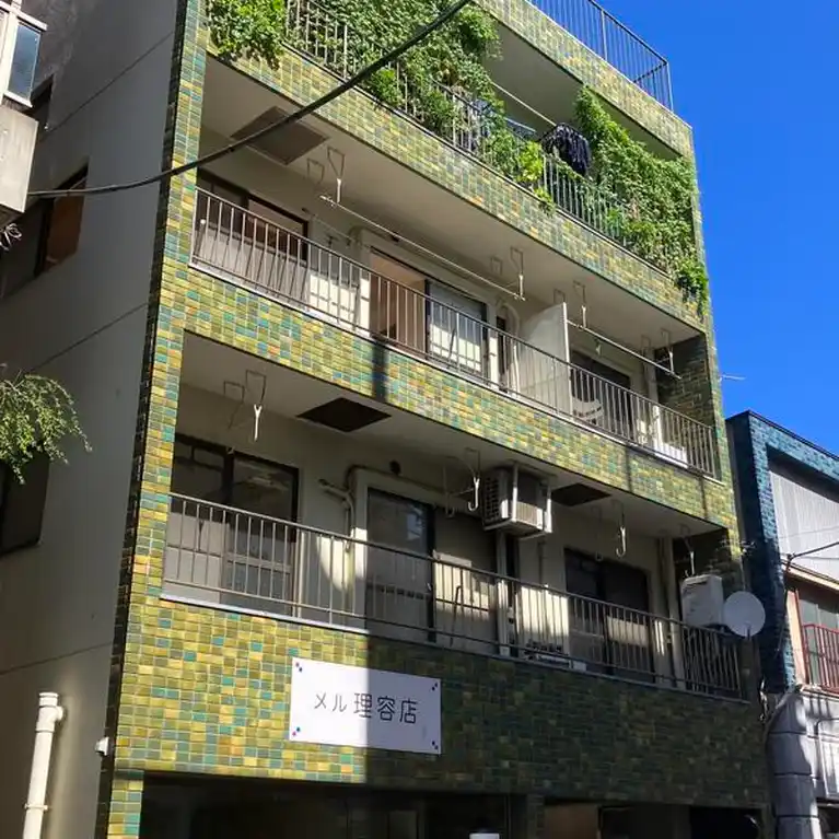 ハイフラット八千代 外観