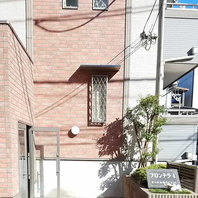 フロンテラI