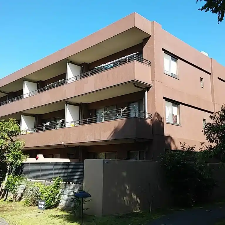 若葉の杜 コスモガーデンズ四番館 外観