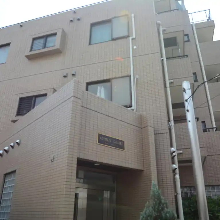 メゾングロアール 外観