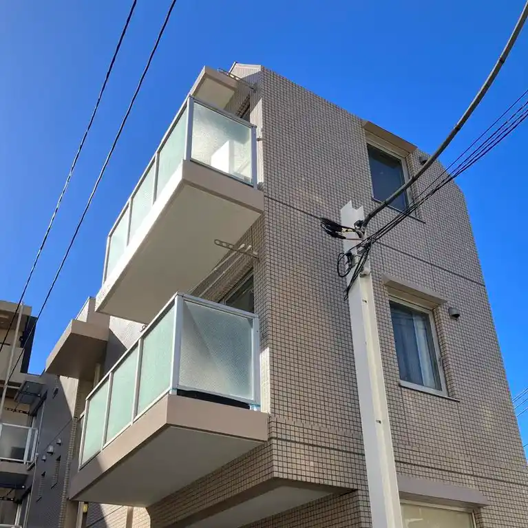 パラドール新宿 外観