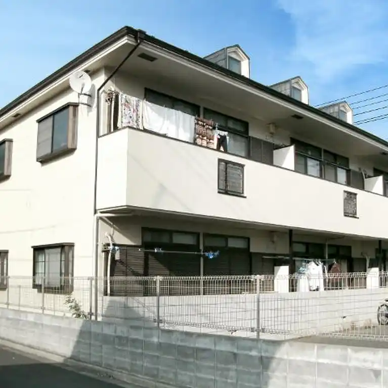 コートサイド西原A 外観
