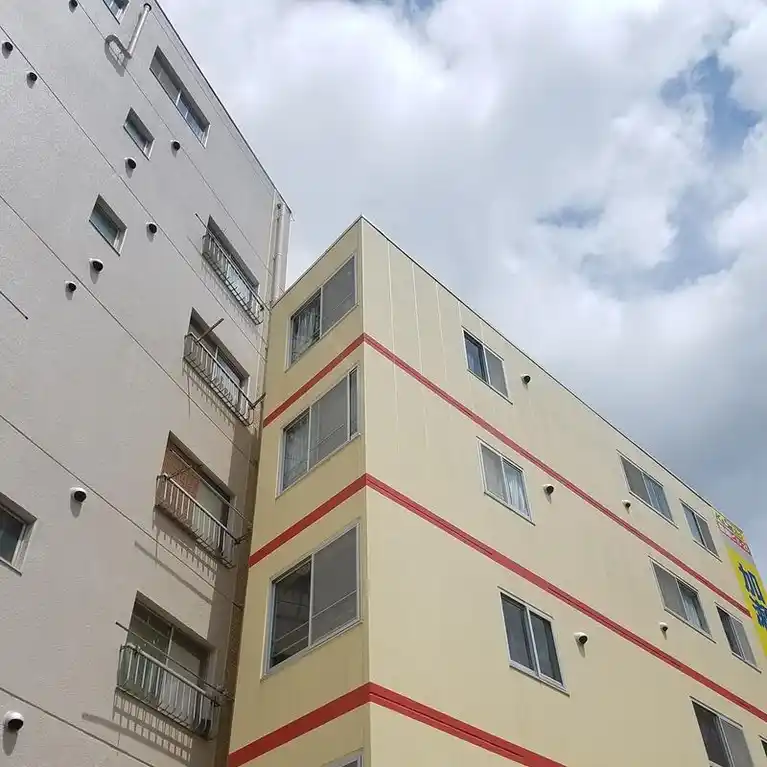プラーズ初音町 外観