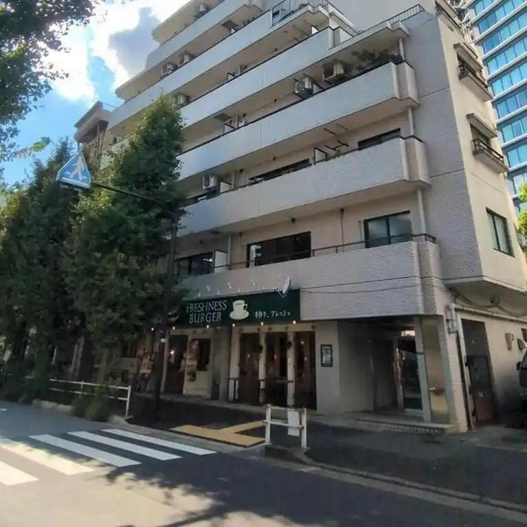 シャンボール新宿