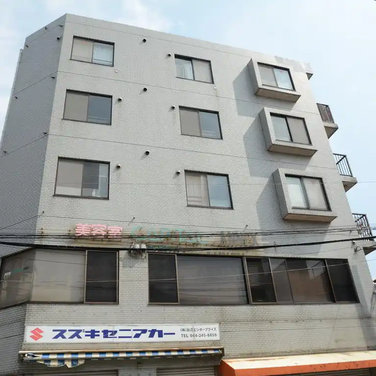 マドローダム 外観