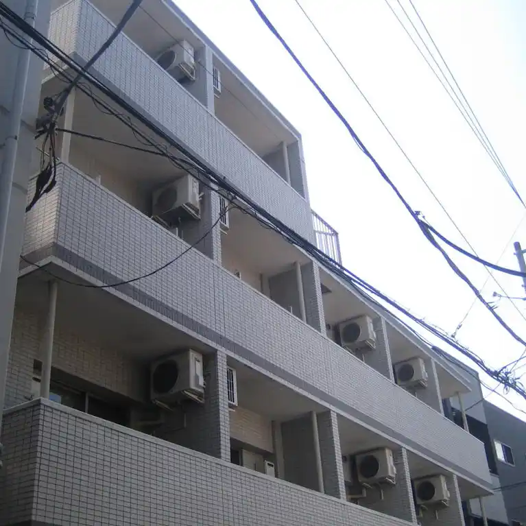 ドルチェ横浜桜木町 B1 外観