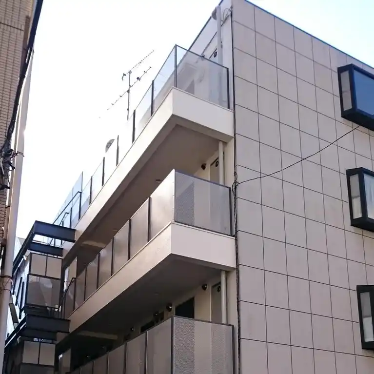 アーバンハウス板谷 外観