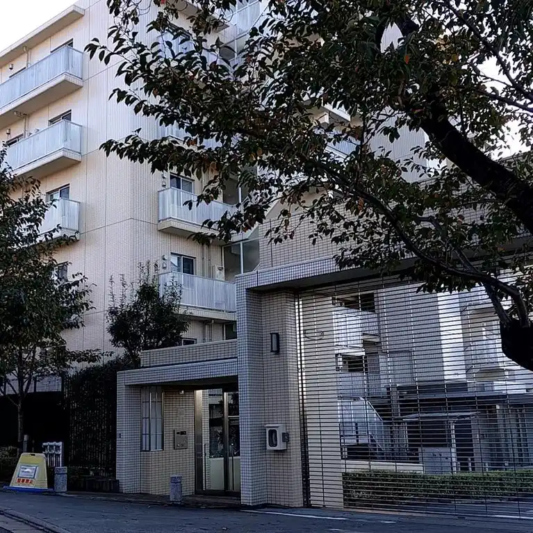 パークシティ新百合ヶ丘セントラルコートイースト