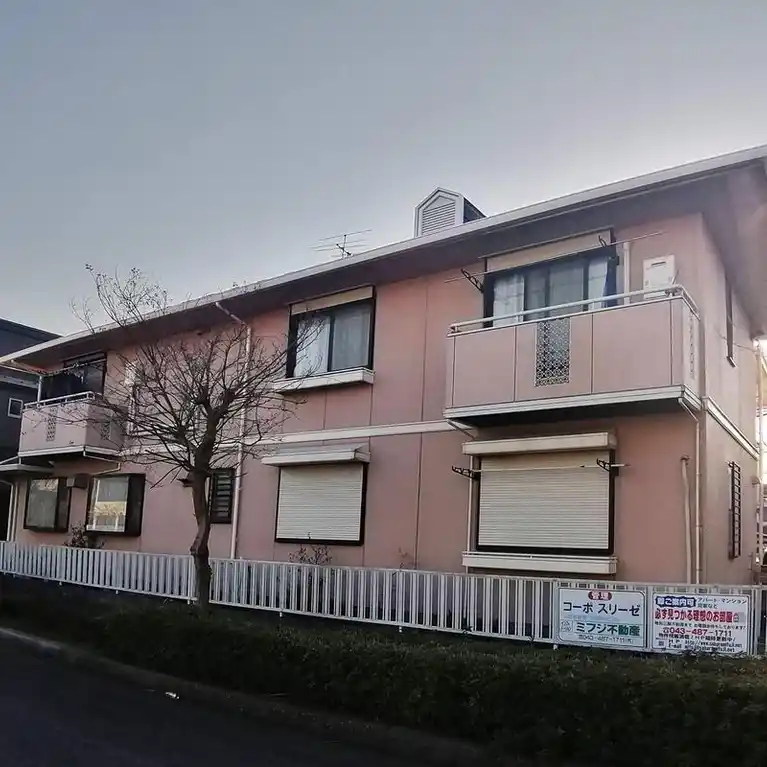 コーポスリーゼ