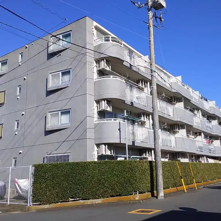 小田急コアロード桜ヶ丘