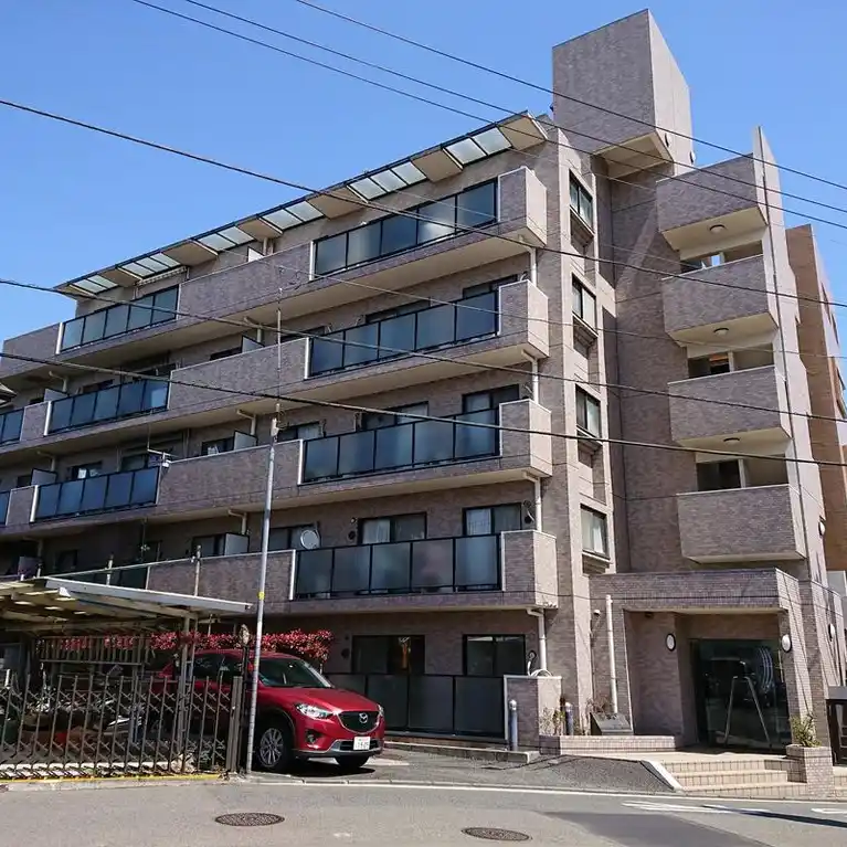ラフィネ瀬谷 外観