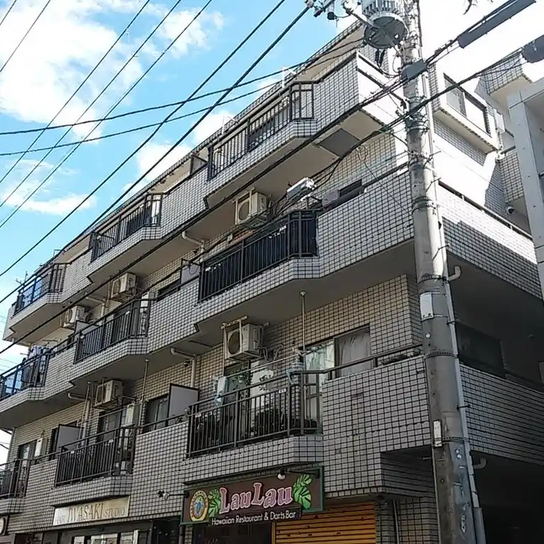 コーラルハイム大倉山 外観