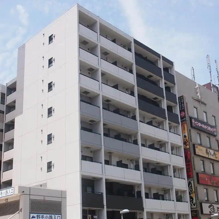 グランド・ガーラ桜木町駅前