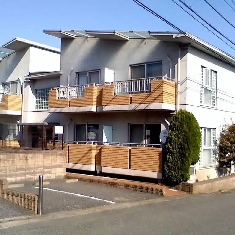 シャトル鷺沼A 外観