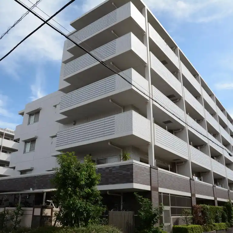 クレッセント東京サウス