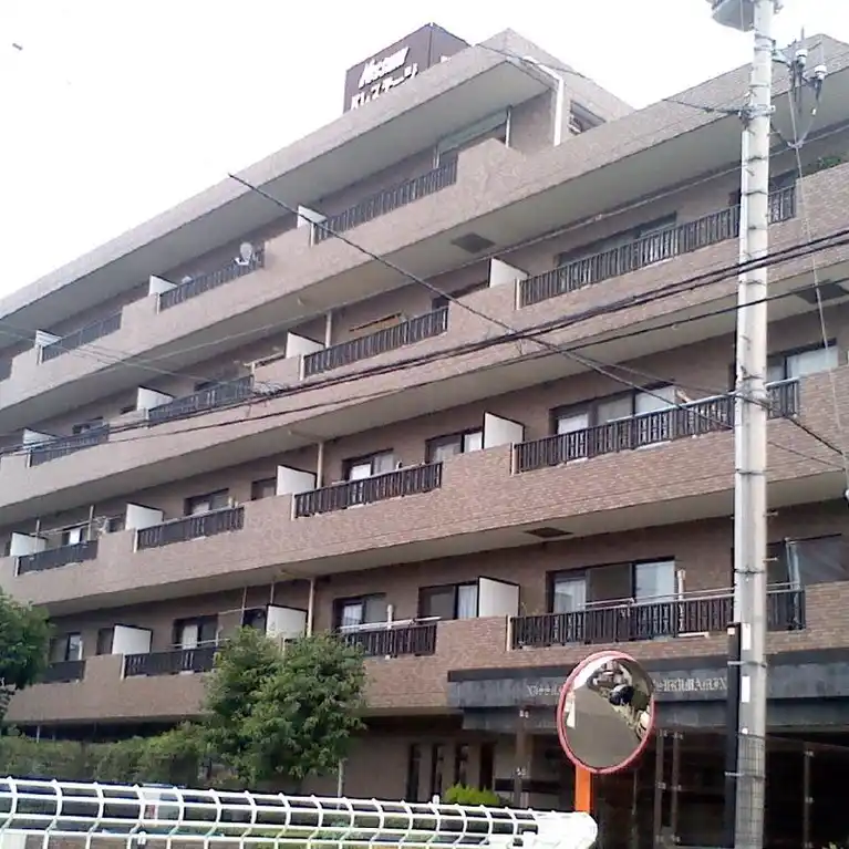 日神パレステージ鶴間南 外観