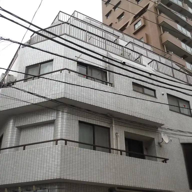 クリスタルハイツ 外観