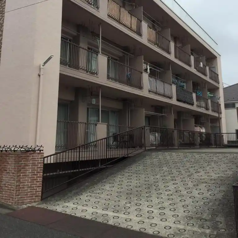 日建ハイツ 外観