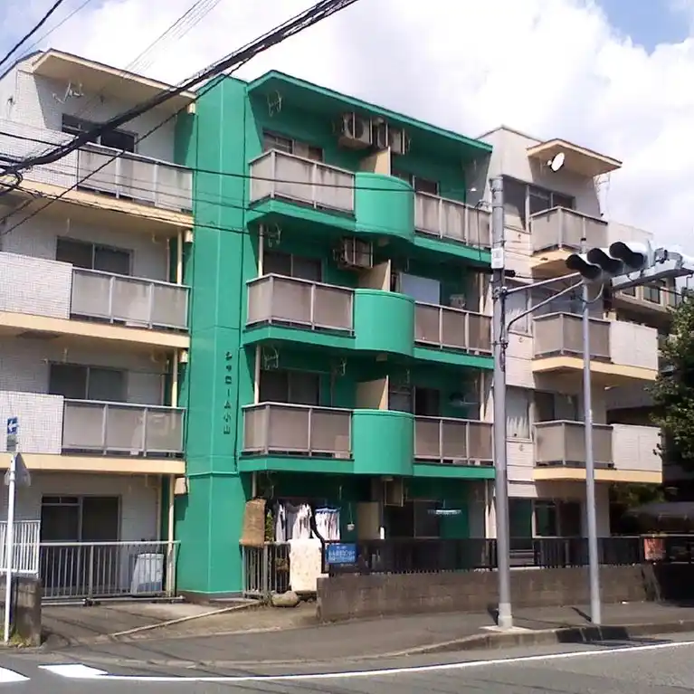 シャローム小山 外観