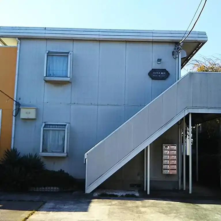 ラプラス鶴川 外観