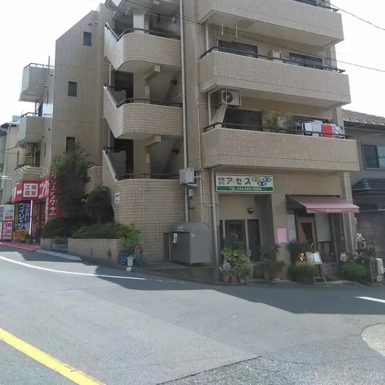 ベルゾーネ新ゆり 外観