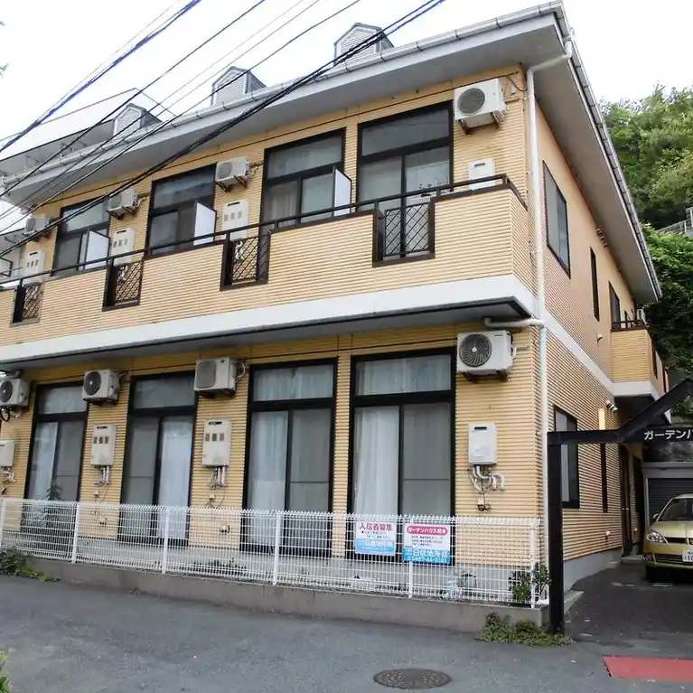 ガーデンハウス岡本
